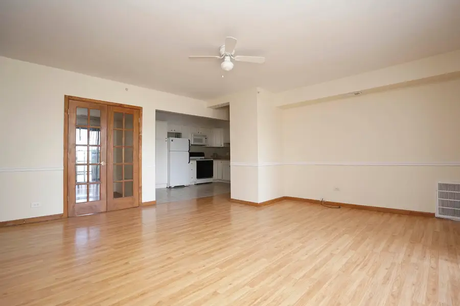 126 S La Londe Avenue, Addison, IL 60101 - #3