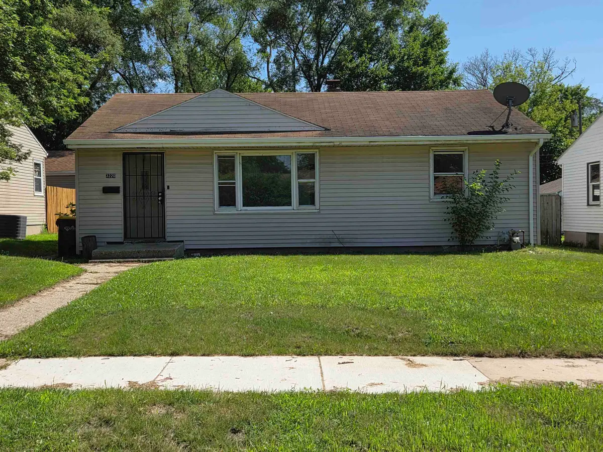 3220 Montrose Avenue, Rockford, IL 61101 - #1
