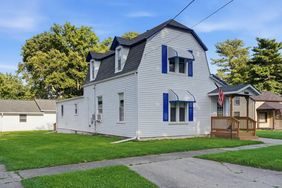 709 S 2nd Street, Oregon, IL 61061 - #3