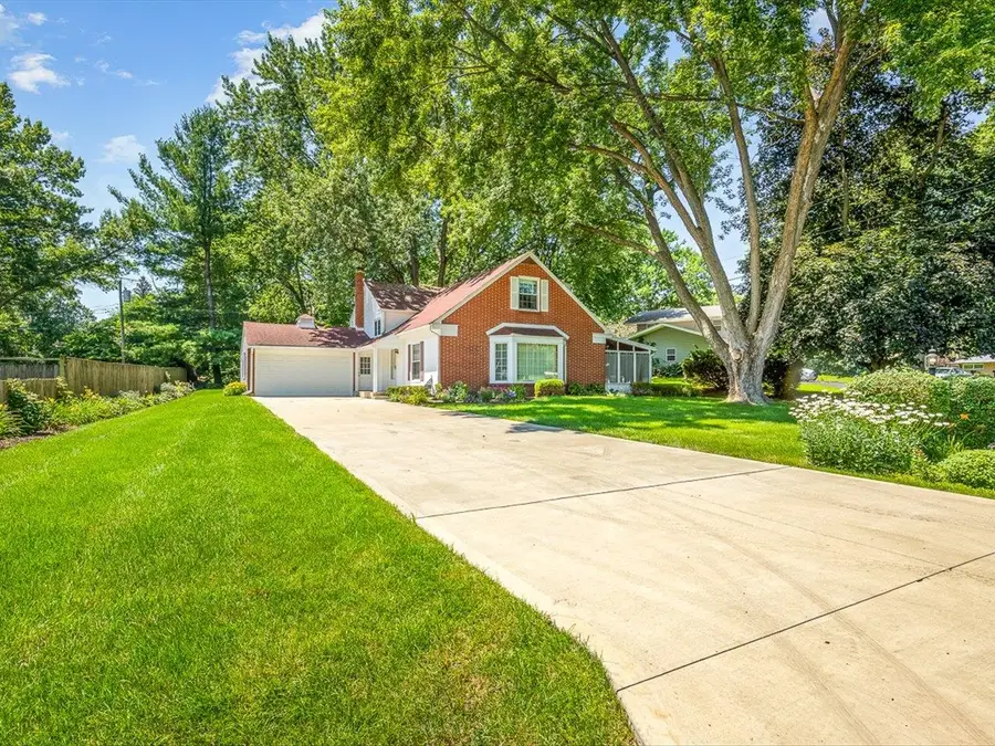6211 Columbine Boulevard, Rockford, IL 61108 - #3