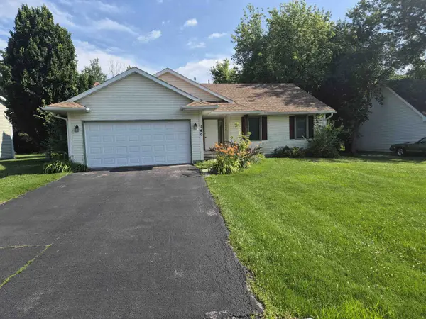 140 LAMPLIGHTER, POPLAR GROVE, IL 61065