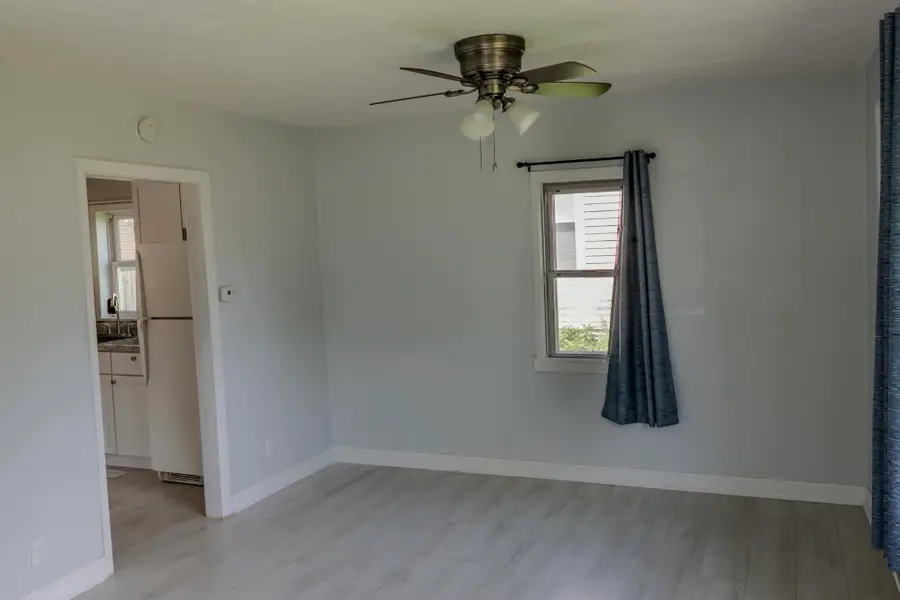 516 Clark Street, South Beloit, IL 61080 - #2