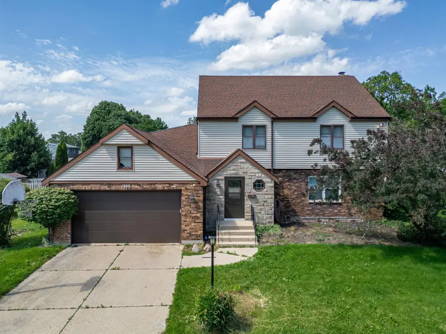 1300 Wolff Aven Avenue, Elgin, IL 60123 - #2