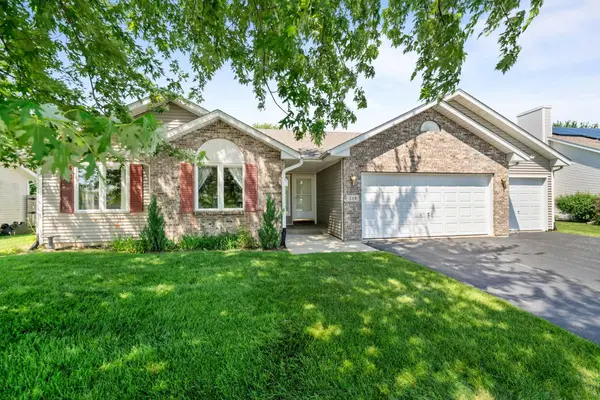 219 Acorn Drive, POPLAR GROVE, IL 61065