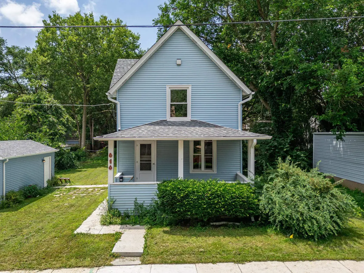 618 Napoleon Street, Rockford, IL 61103 - #1