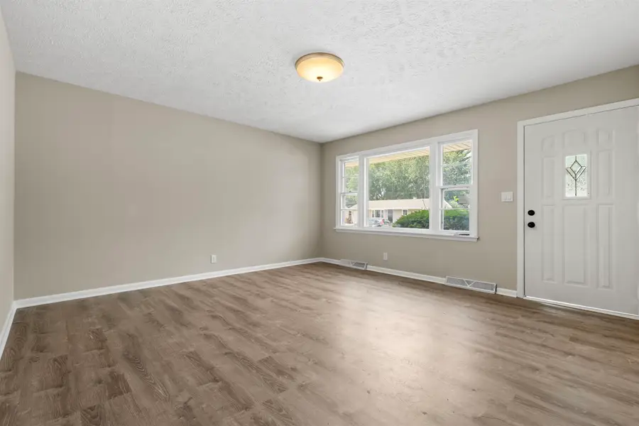2221 Evans Avenue, Loves Park, IL 61111 - #3