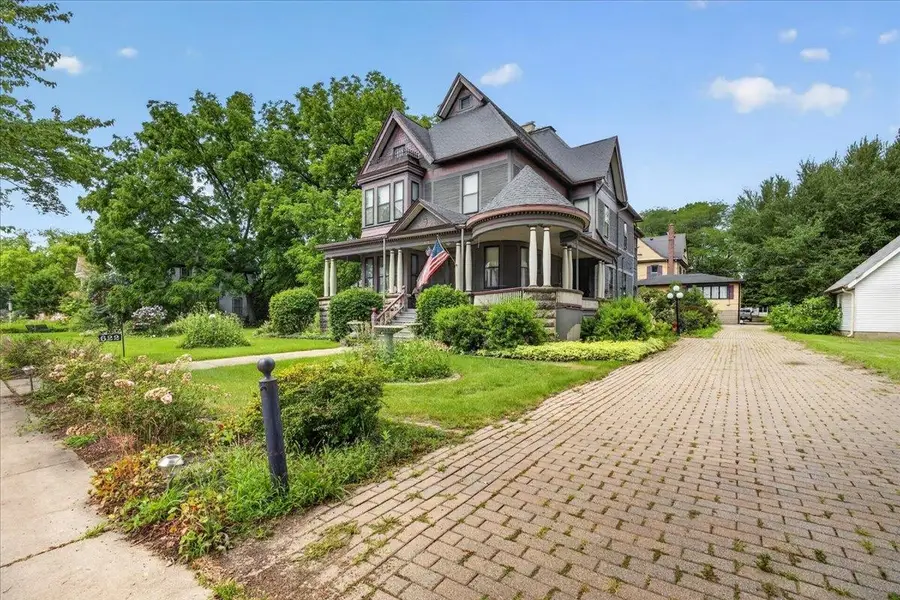 622 N 7th Street, Rochelle, IL 61068 - #2