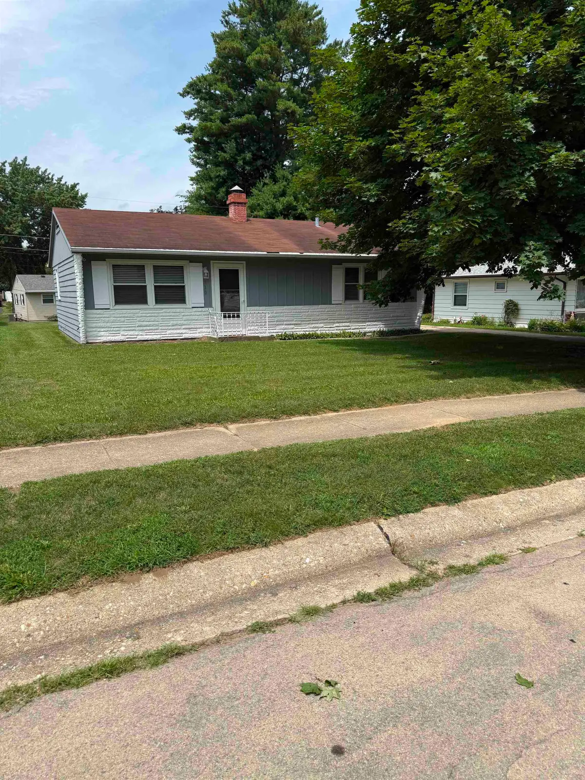 310 N Stewart Drive, Freeport, IL 61032 - #1