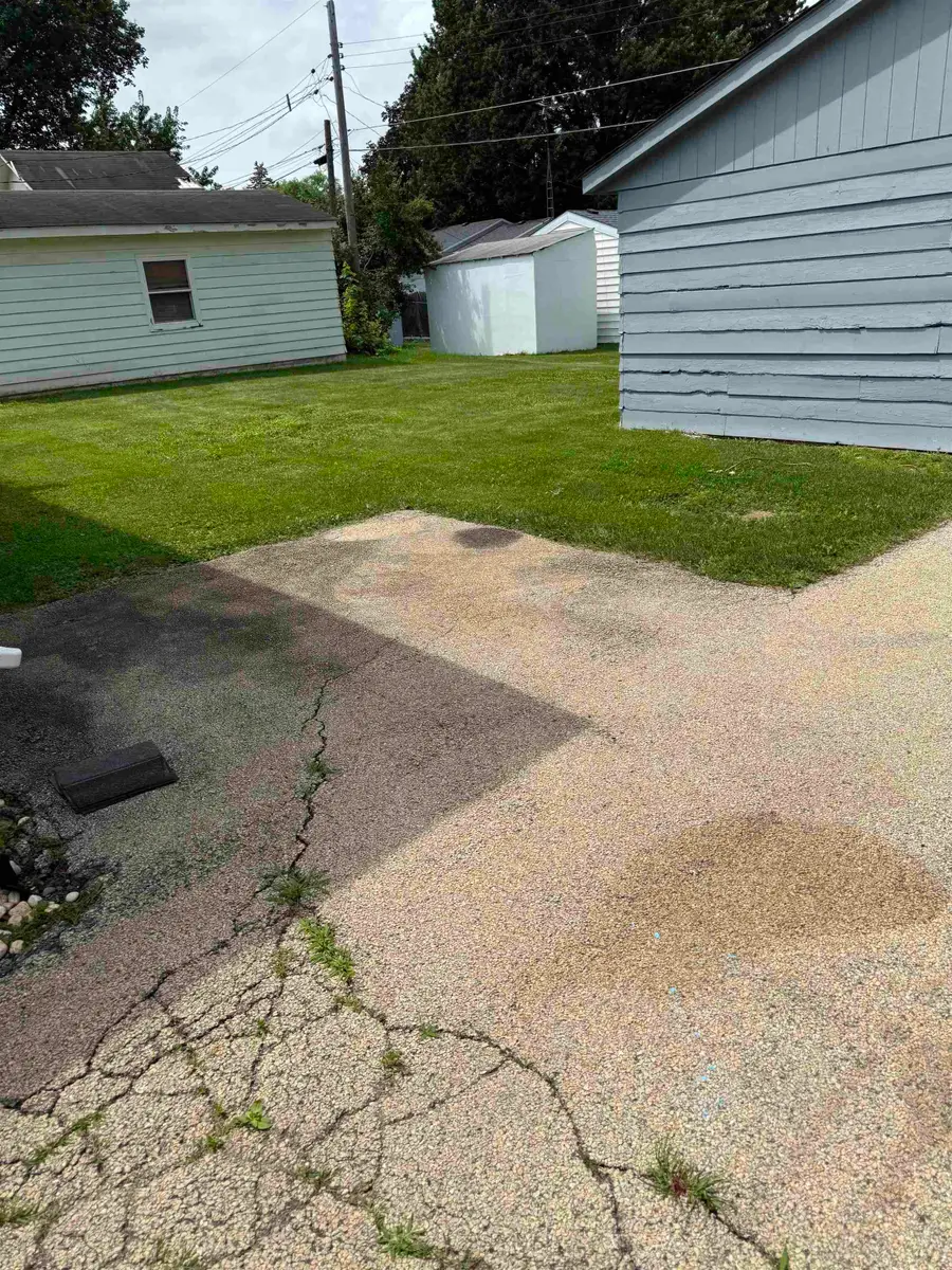 310 N Stewart Drive, Freeport, IL 61032 - #3