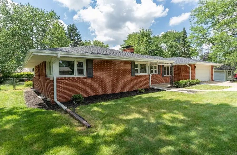 5715 KNOLLWOOD Road, Rockford, IL 61107 - #3