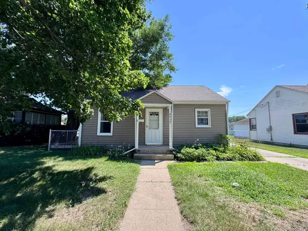 4937 Illinois Street, LOVES PARK, IL 61115