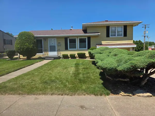 1402 Winter Drive, FREEPORT, IL 61032