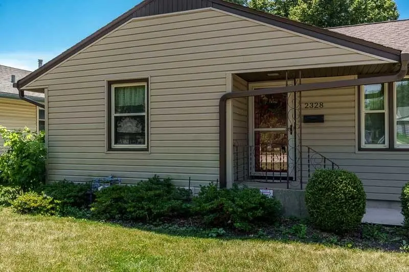 2328 Sharon Avenue, Rockford, IL 61103 - #2