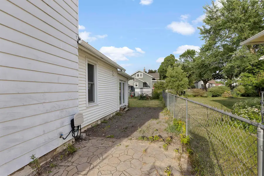 912 Fremont Street, Belvidere, IL 61008 - #3