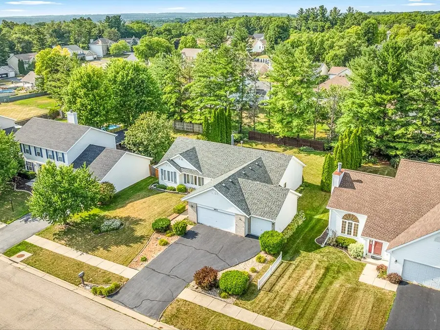 5870 Candover Road, Loves Park, IL 61111 - #3