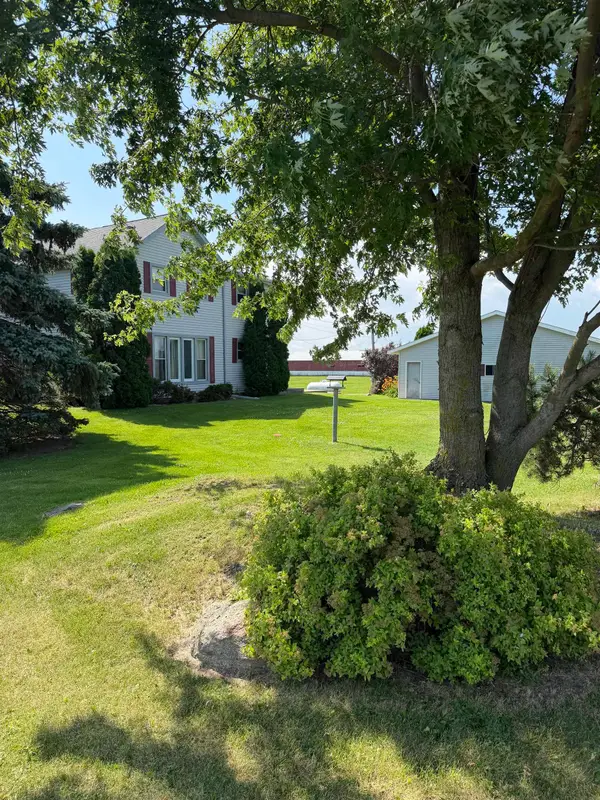 15251 W Coffman Road, FORRESTON, IL 61030