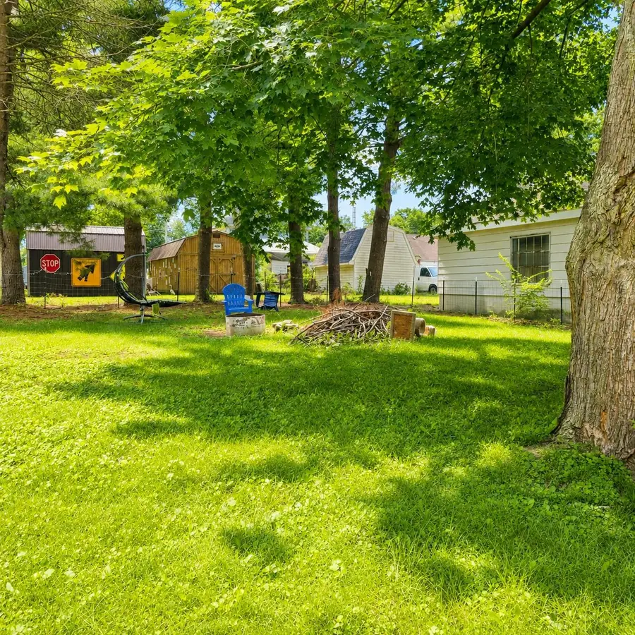 704 Douglas Avenue, Dixon, IL 61021 - #2