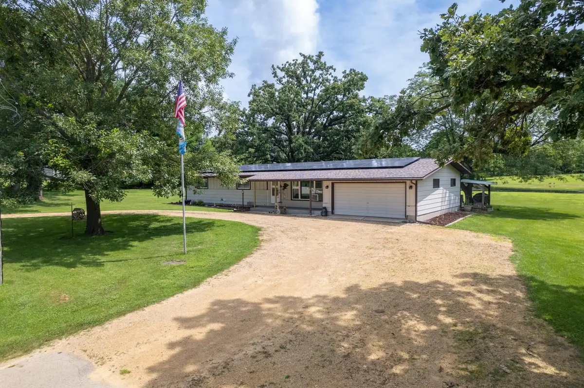 3365 N Blackhawk Road, Byron, IL 61010 - #1