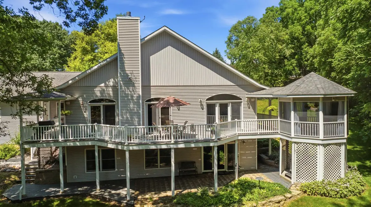 6A6 Hampton Court, Apple River, IL 61001 - #1
