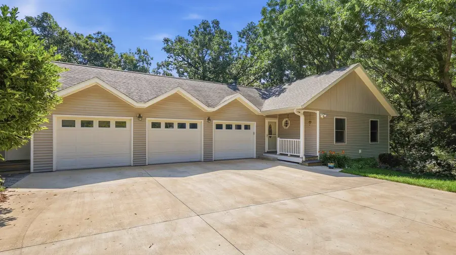 6A6 Hampton Court, Apple River, IL 61001 - #3