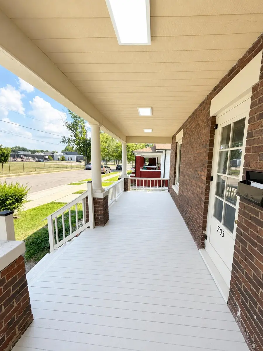 703 S 3rd Street, Rockford, IL 61104 - #2