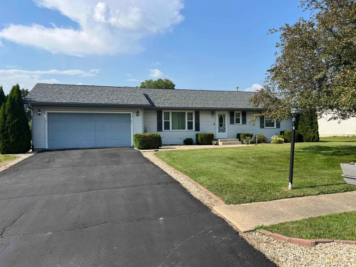 211 FOREST Drive, Kirkland, IL 60146 - #1