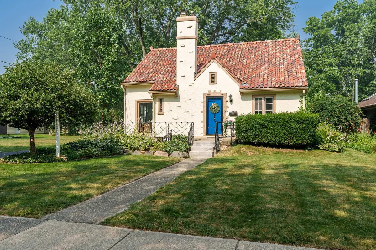 1612 Westchester Drive, Rockford, IL 61107 - #1