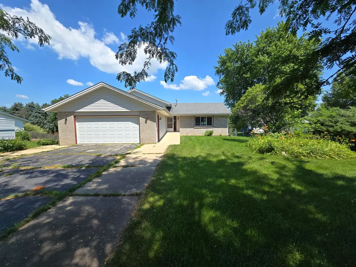 6984 Squaw Prairie Road, Belvidere, IL 61008 - #1