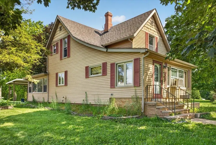 516 River Drive, Belvidere, IL 61008 - #2