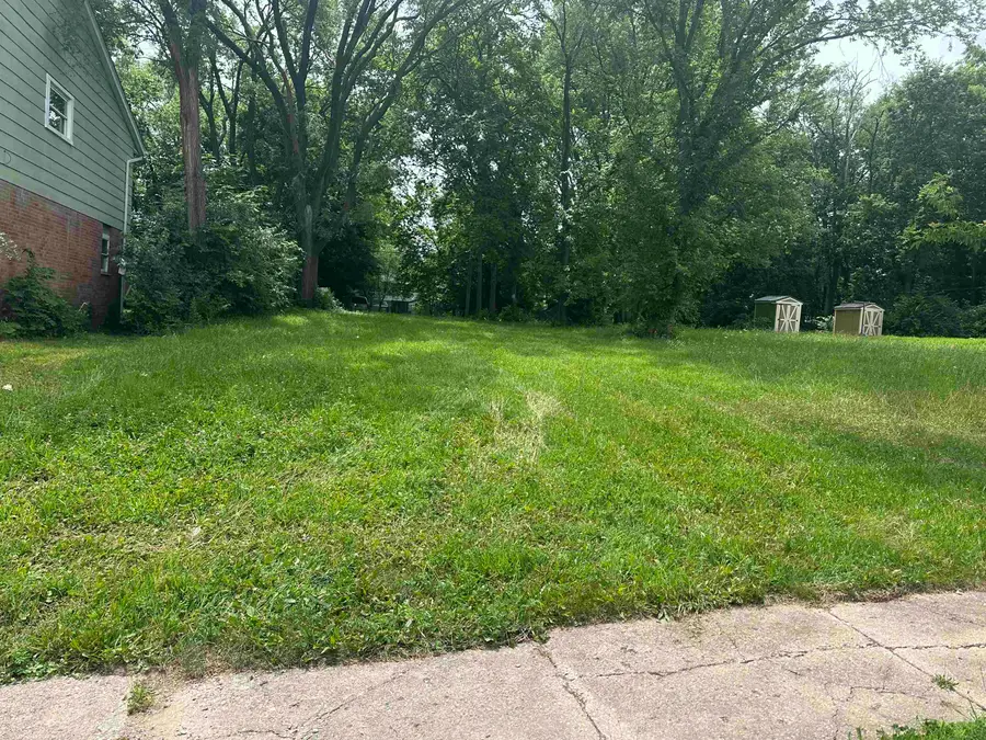 720 Linden Avenue, Rockford, IL 61102 - #2