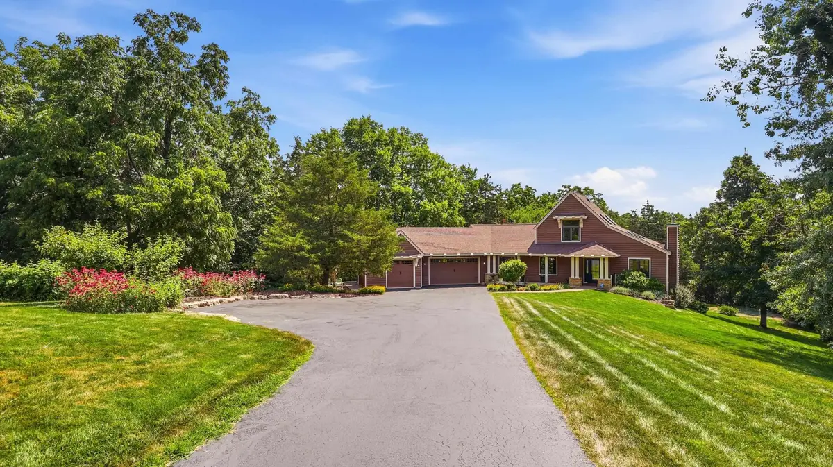 8 ARROWWOOD Lane, Galena, IL 61036 - #1