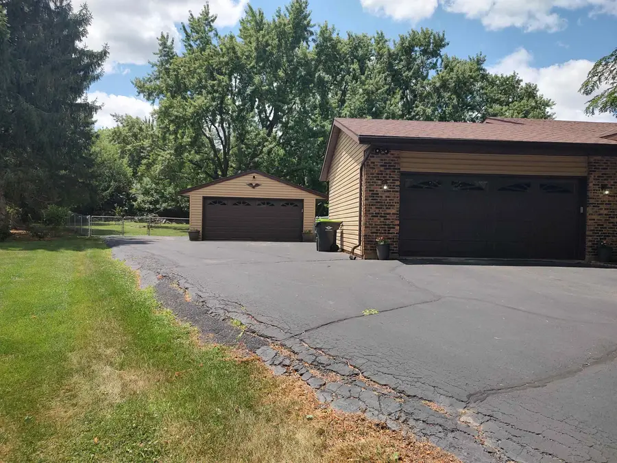 7625 Quiet Close, Rockford, IL 61114 - #3