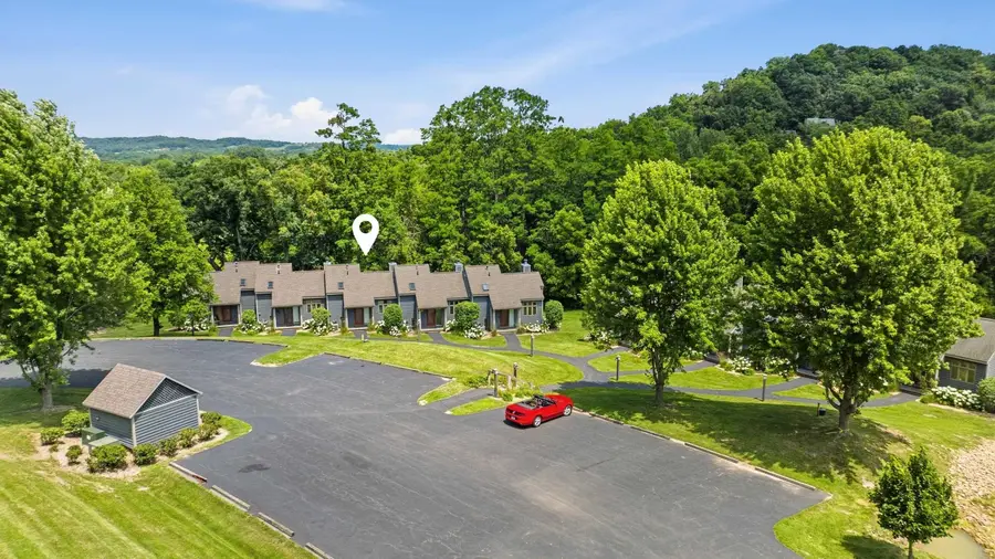 20 Valleywood Lane, Galena, IL 61036 - #2