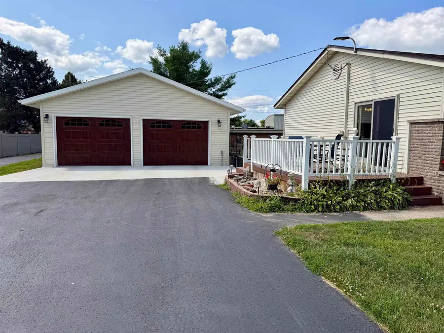 5939 Vesper Drive, South Beloit, IL 61080 - #2
