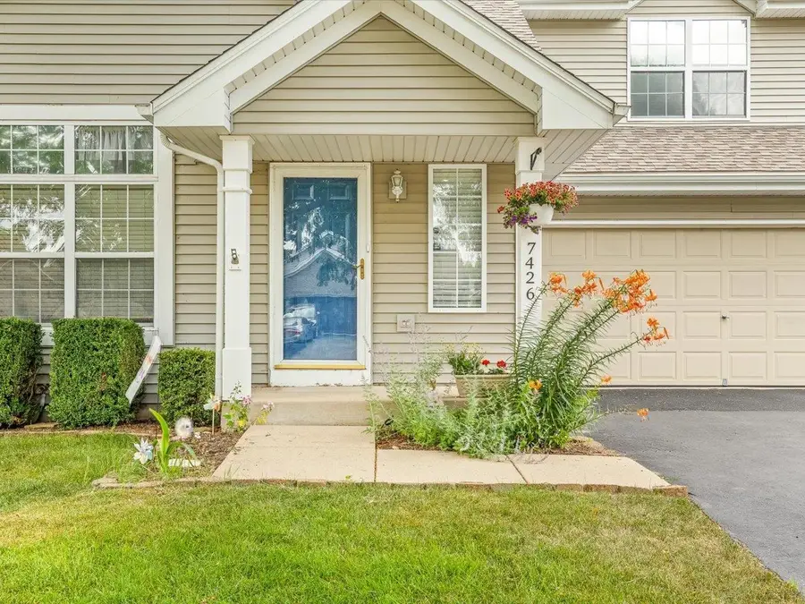 7426 Ashton Villa, Rockford, IL 61107 - #3