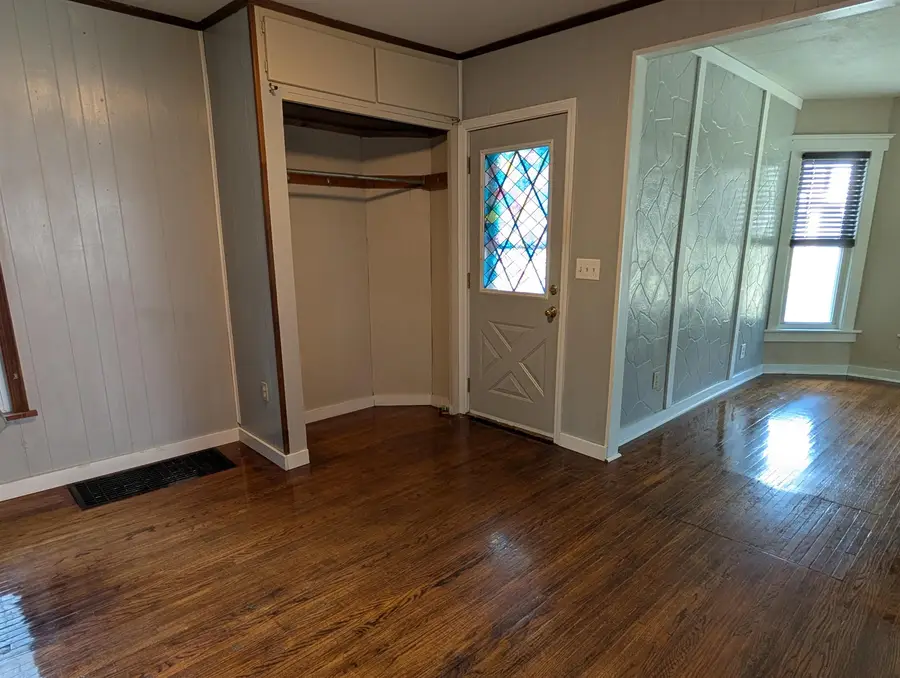 1453 S Float Avenue, Freeport, IL 61032 - #3
