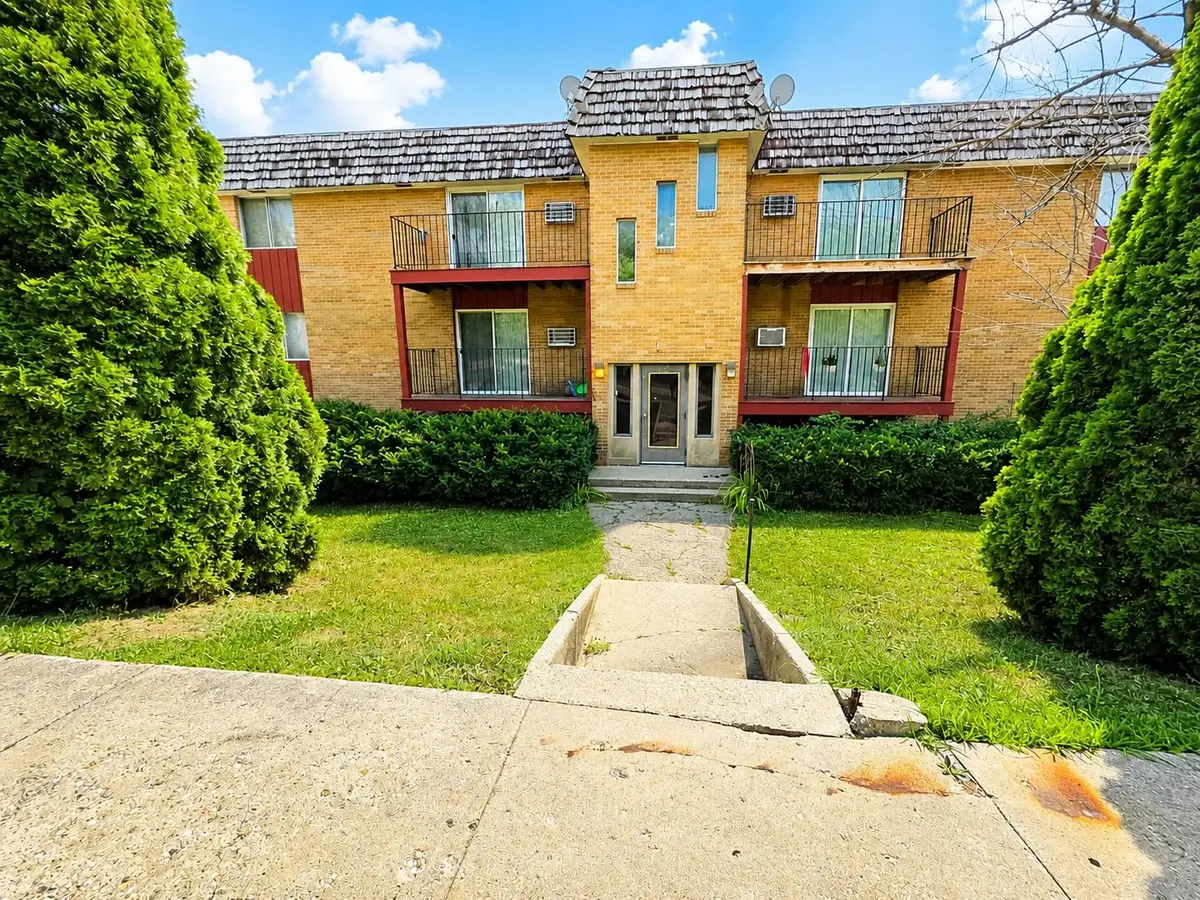208 Flintridge Drive, Rockford, IL 61107 - #1