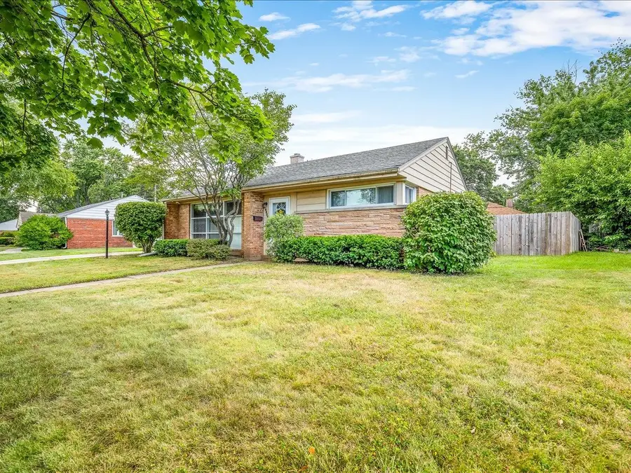 4210 Buckingham Drive, Rockford, IL 61107 - #3