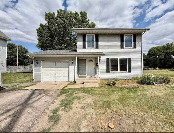 525 N Rockton Avenue, ROCKFORD, IL 61103