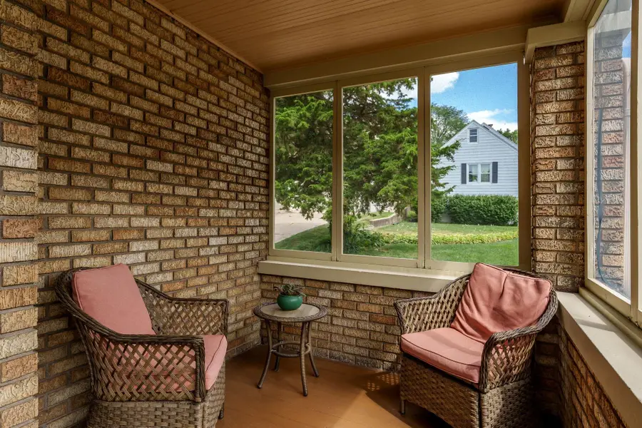 626 SMITH Avenue, Rockford, IL 61107 - #3