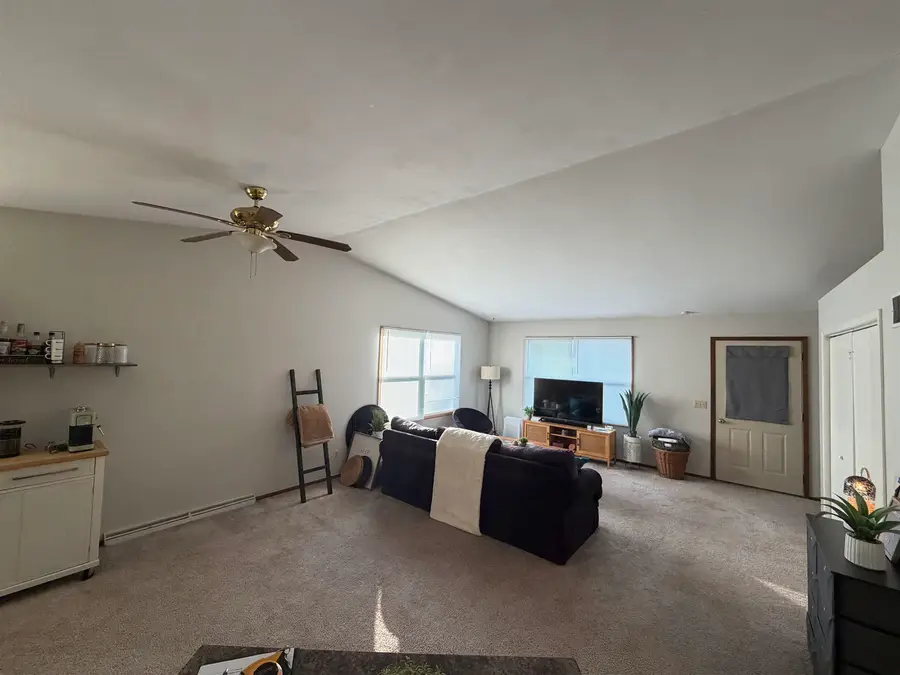 411 E Sycamore Street, Elizabeth, IL 61028 - #2