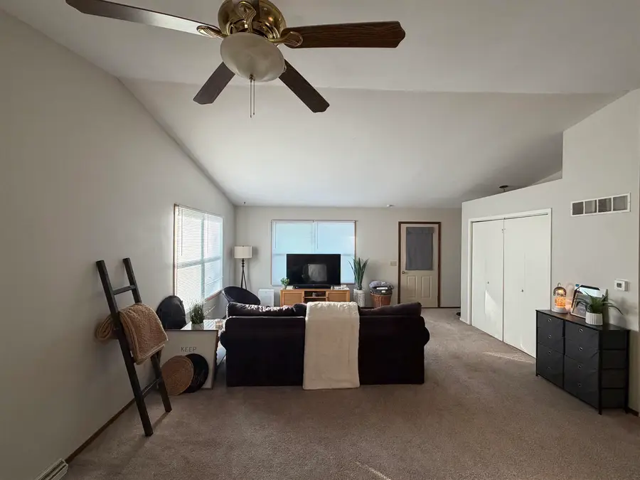 411 E Sycamore Street, Elizabeth, IL 61028 - #3