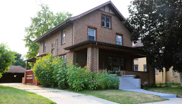812 S Locust Avenue, FREEPORT, IL 61032