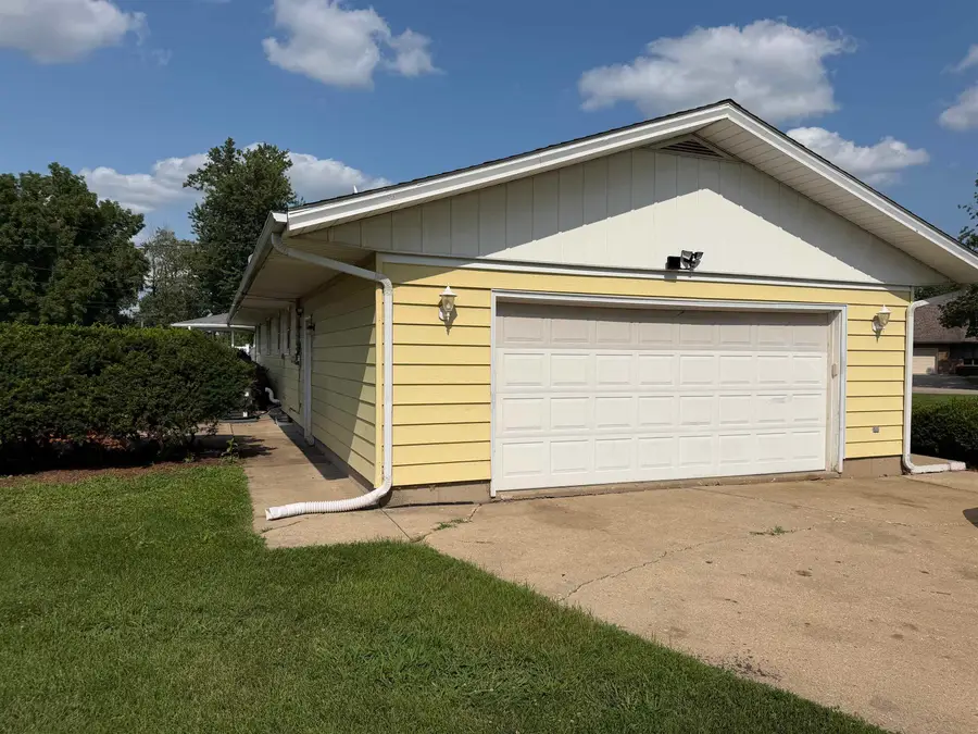 710 Carolyn Street, Mendota, IL 61342 - #3