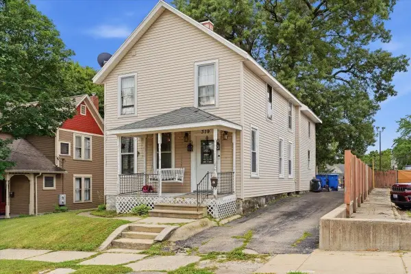 319 S Hennepin, DIXON, IL 61021