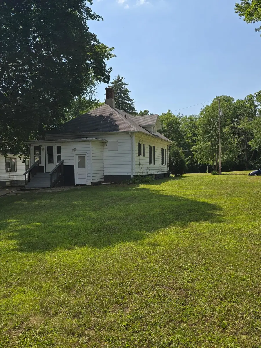 317 N Hinkley Avenue, Rockford, IL 61101 - #2