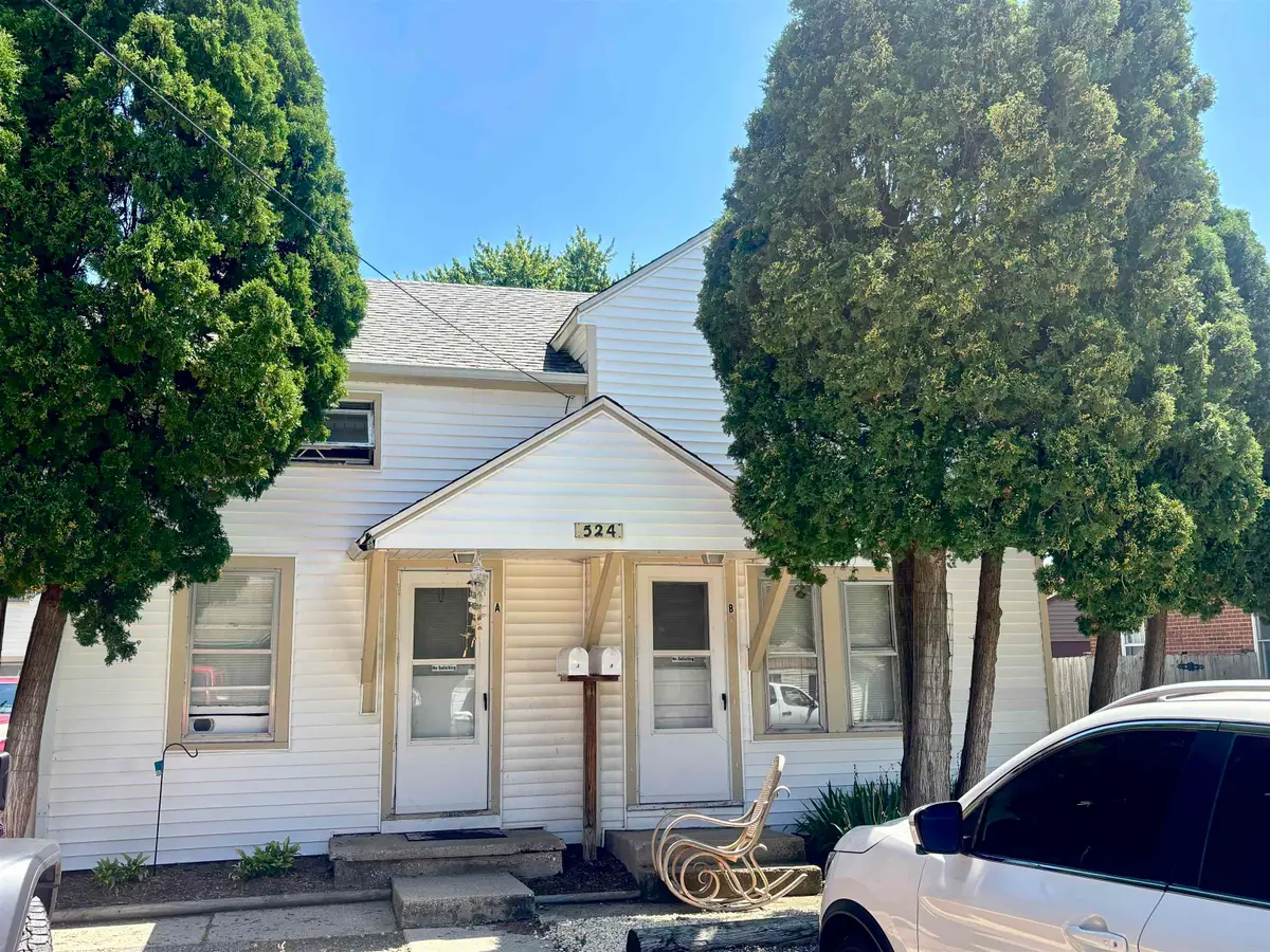 524 W Harrison Street, Belvidere, IL 61008 - #1