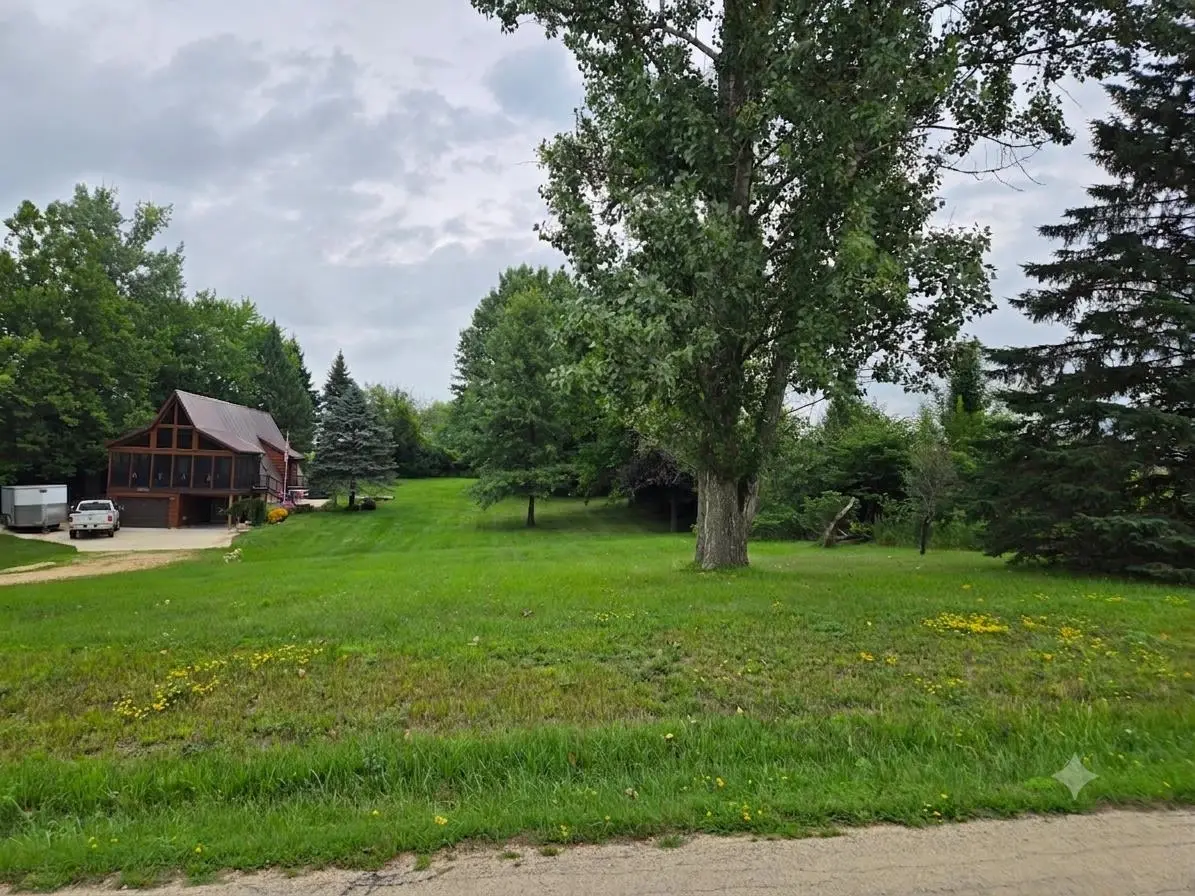 4A62 E Apple Canyon Road, Apple River, IL 61001 - #1