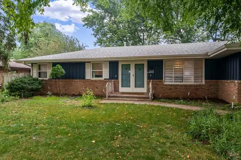 823 PINE VALLEY Drive, Rockford, IL 61107 - #3