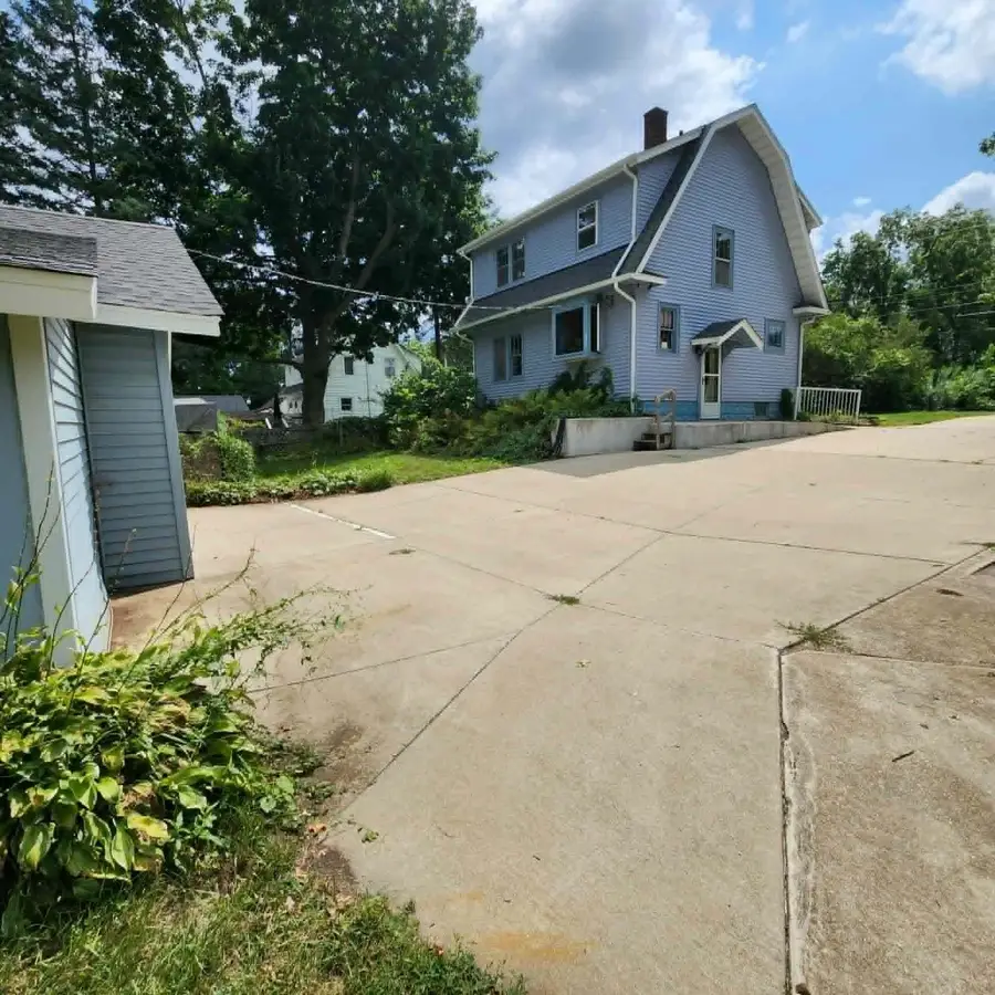4525 Simpson Rd., Rockford, IL 61102 - #2